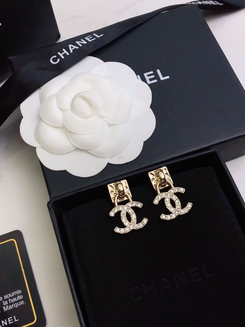 Ch**el earrings